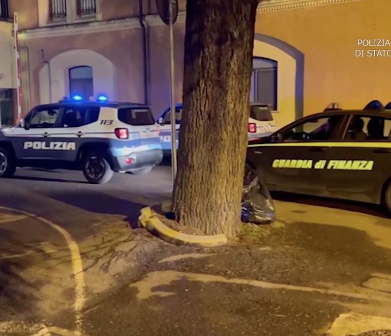 Bancarotta e false fatturazioni, condannati Arena e Mancinelli