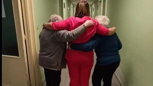 Sassari, gli anziani della Divina Provvidenza trattati come pacchi postali