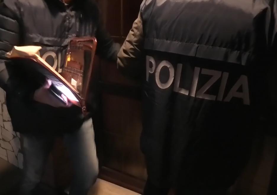 Modena, violenta una bimba: arrestato<br>
