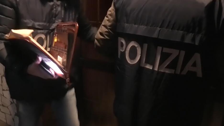Modena, violenta una bimba: arrestato 