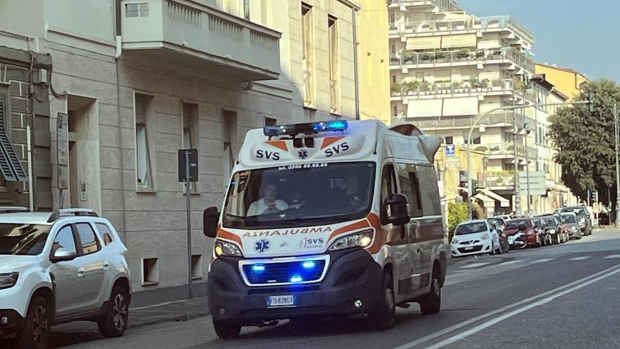 Un'ambulanza della Svs (foto Franco Silvi)