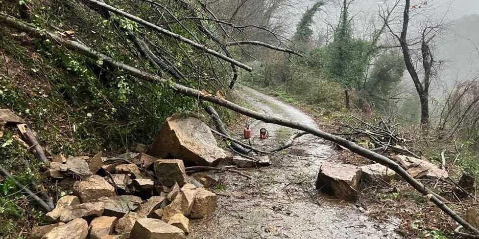 La frana in via di Speri
