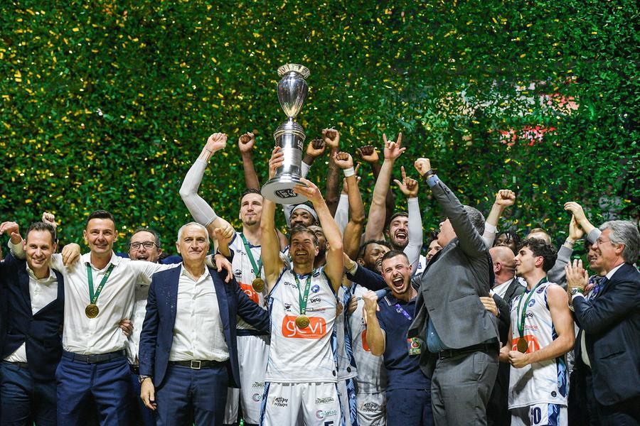 La Coppa Italia è di Napoli: esulta il reggiano Dalla Salda