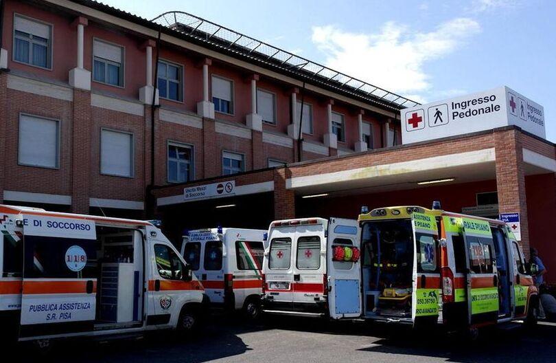 Malore alla guida, grave imprenditore di 65 anni