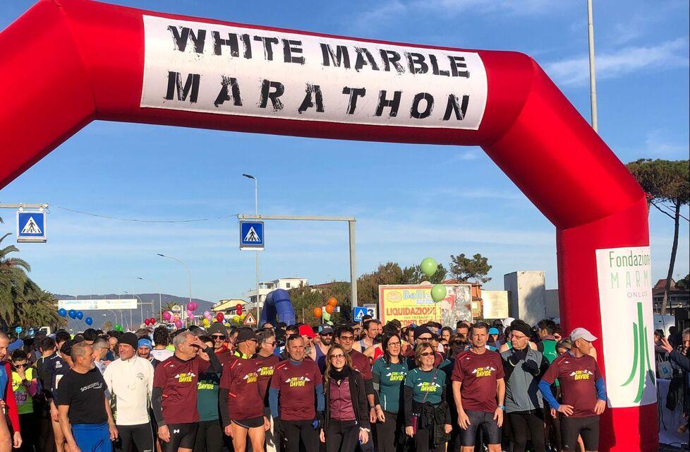 Un serpentone di 1.500 atleti. È una maratona di successo<br>
