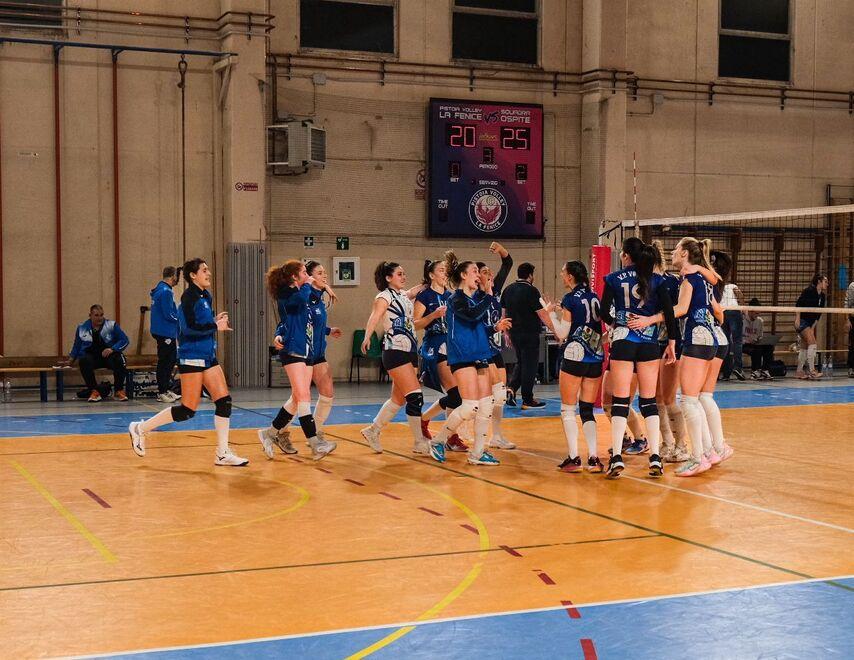 L’esultanza delle ragazze del Vp Volley