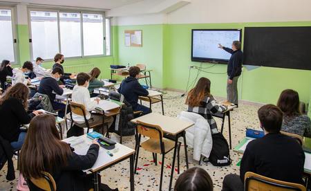 Iscrizioni alle scuole superiori, studenti respinti da Wiligelmo e Venturi<br>
