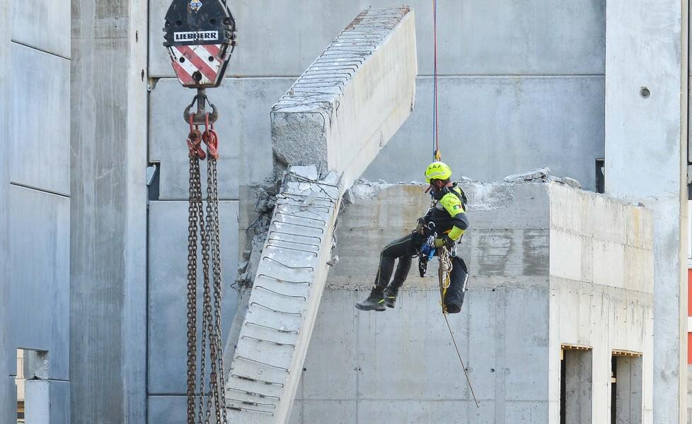 Controlli nei cantieri, siamo fermi a 30 anni fa. Un’ispettrice: «Verbali ancora su carta carbone»