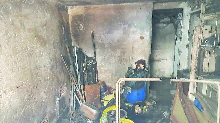 I residenti di via Monte San Michele «Abbiamo paura di un altro rogo»