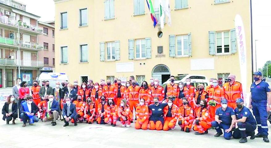 Ema Emilia Ambulanze inaugura l’auto che servirà per i servizi di trasporto