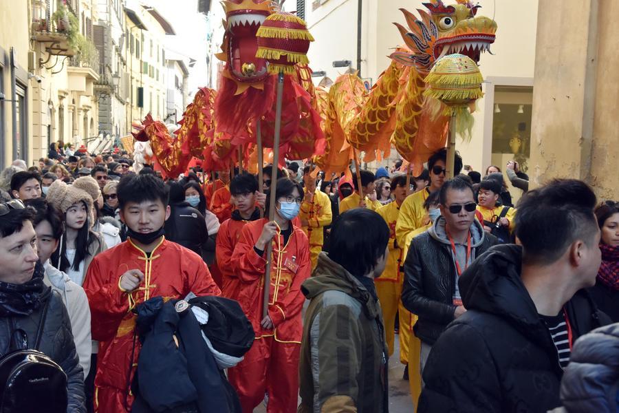 Prato, slitta di un’altra settimana la sfilata del Capodanno cinese