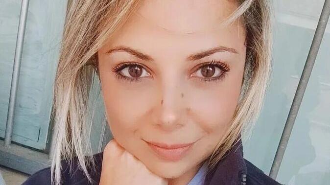 Pistoia, giovane mamma morta: doppio funerale. Il piccolo Andrea è ancora grave