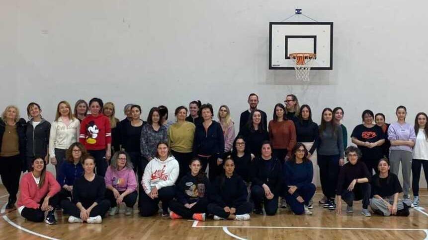 Dosso, le donne non vogliono più subire. Boom di iscrizioni per l’autodifesa