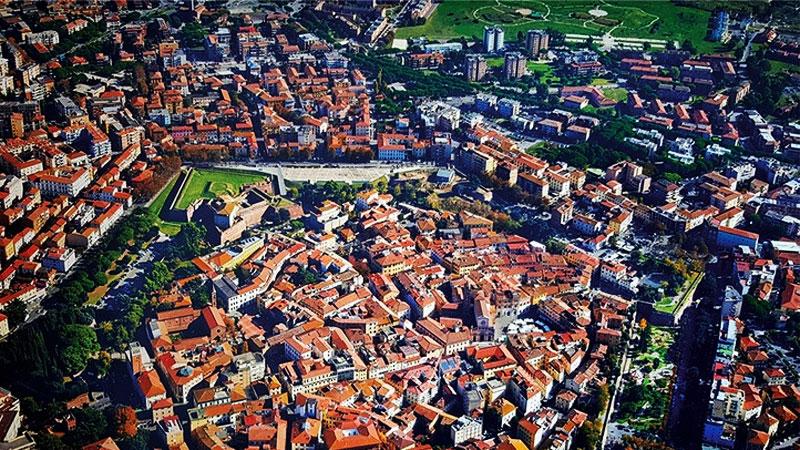 Zona Casalone: in vendita uffici, appartamenti e fondi commerciali