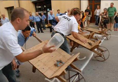 La partenza di una passata edizione del Palio della Granocchia