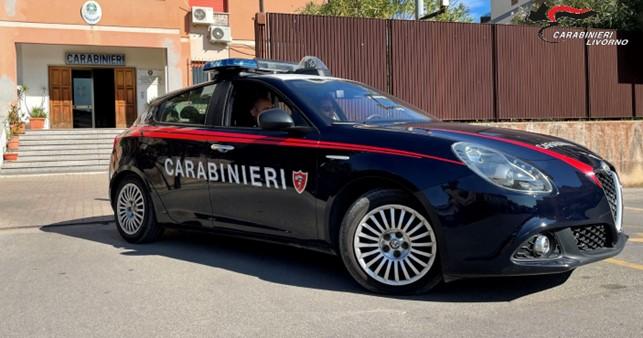 Portoferraio, tenta di uccidere la madre nel sonno: arrestato ragazzo di 20 anni