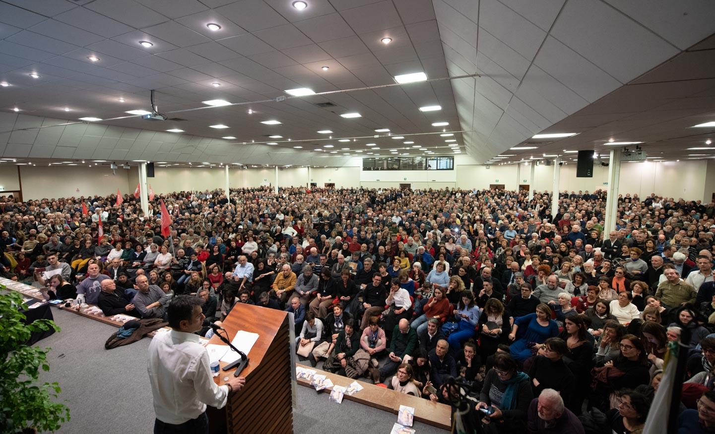 Campagna elettorale, oggi gli ultimi botti con feste e comizi 