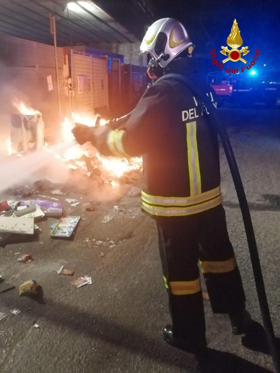Reggio Emilia, ennesimo incendio alla discarica di via Marro