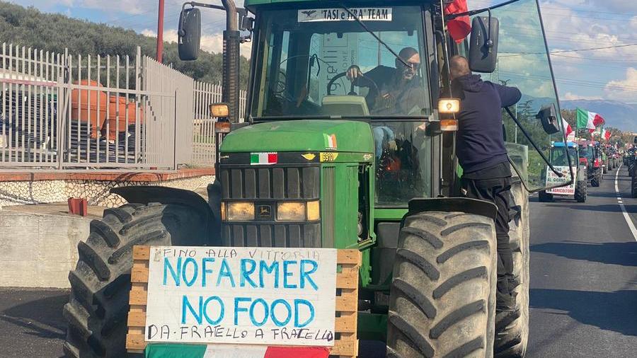 Protesta degli agricoltori, oggi manifestazione dei trattori