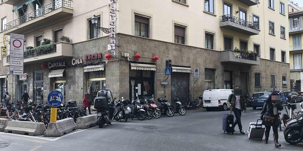 Largo Alinari, il luogo dove è avvenuta la rapina