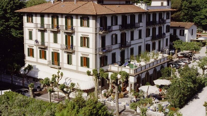 L’hotel Astoria di viale Fedeli in una immagine di qualche anno fa quando era ancora in funzione