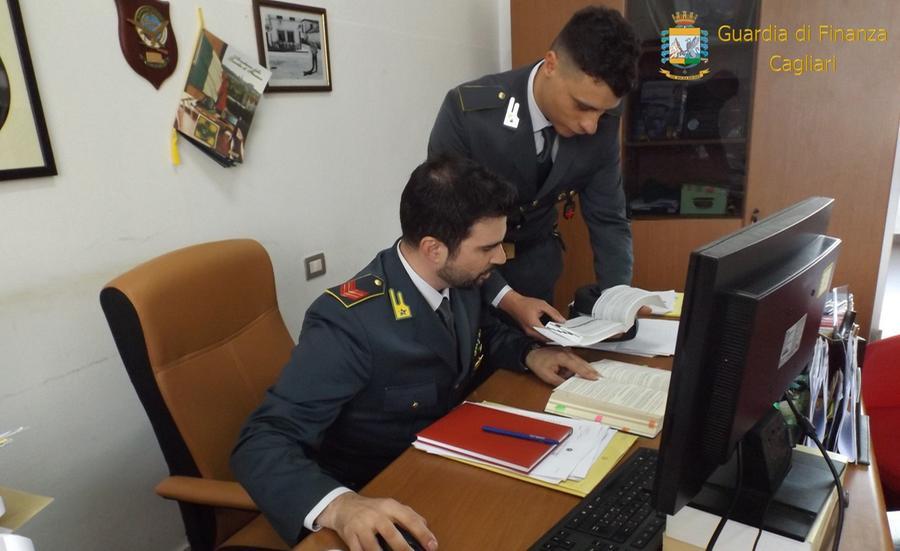 Peculato e corruzione: confiscate due ville a un imprenditore di Quartu