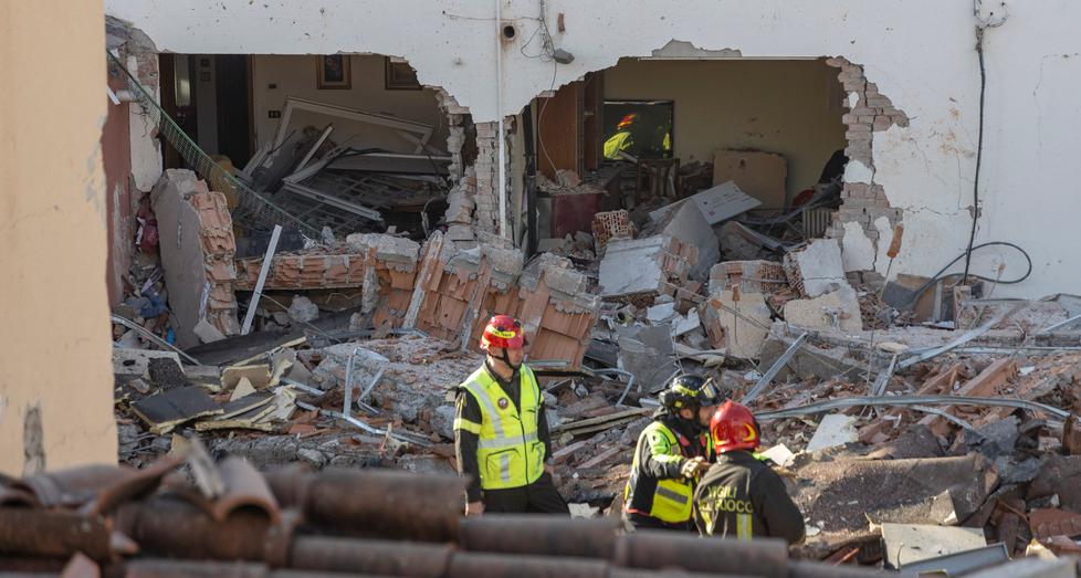 Novi, la loro casa è crollata dopo un'esplosione: un torneo a Cavezzo per aiutare “Gio” e la sua famiglia<br type="_moz" />
