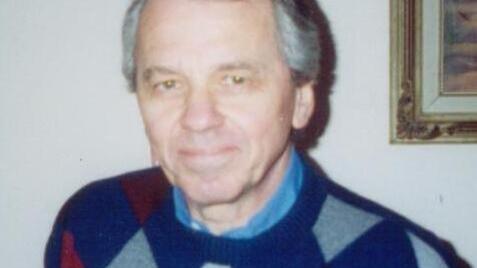 Il presidente Sergio Mattarella premia il medico Giovanni Neri