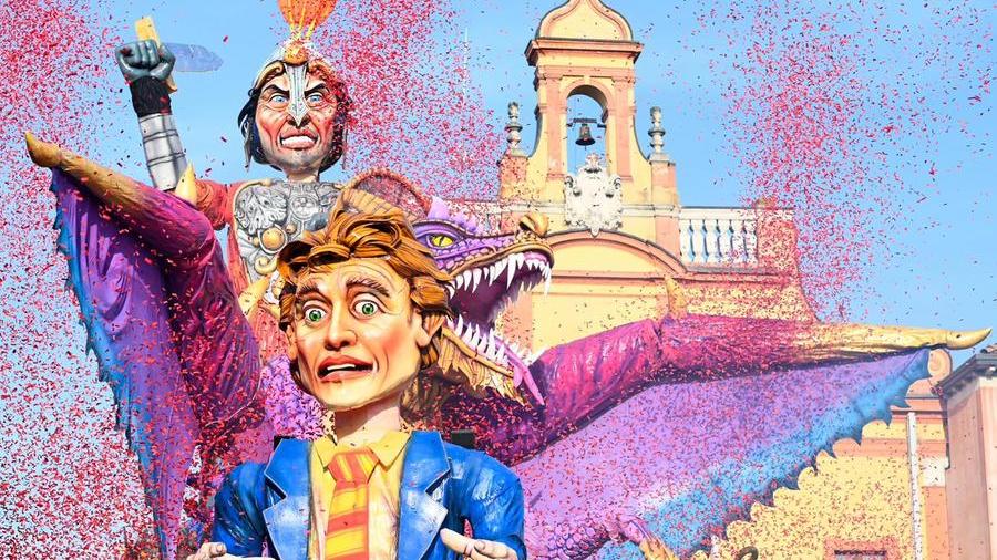 Cento Carnevale d’Europa, i Ragazzi del Guercino vincono la sfilata