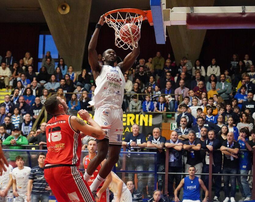 Pielle, lassù qualcuno ti ama: trionfo e allungo in classifica