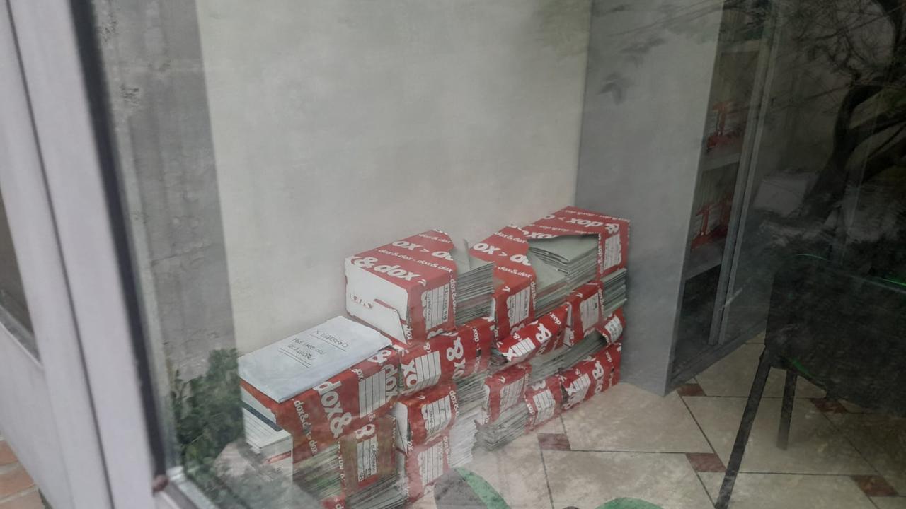 Lucca, avviso ai clienti di Consi Srl: «Ritirate i documenti o buttiamo via tutto»<br>