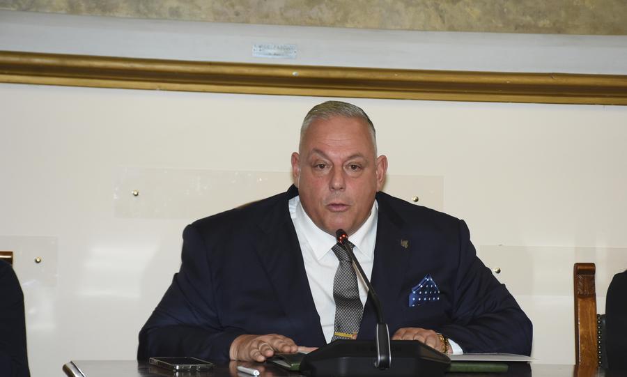 
	Il sindaco Vivarelli Colonna

