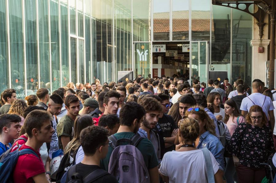 
	Un raduno di giovani

