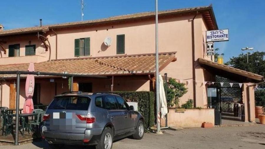 
	Lo storico bar a Vetulonia

