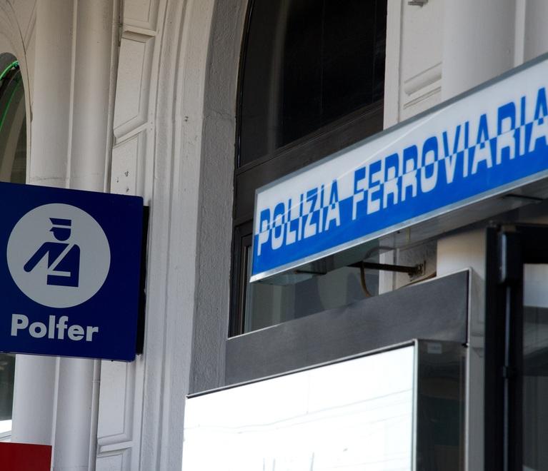 Ferrara, acquistavano anche dai morti. A processo per traffico di rifiuti