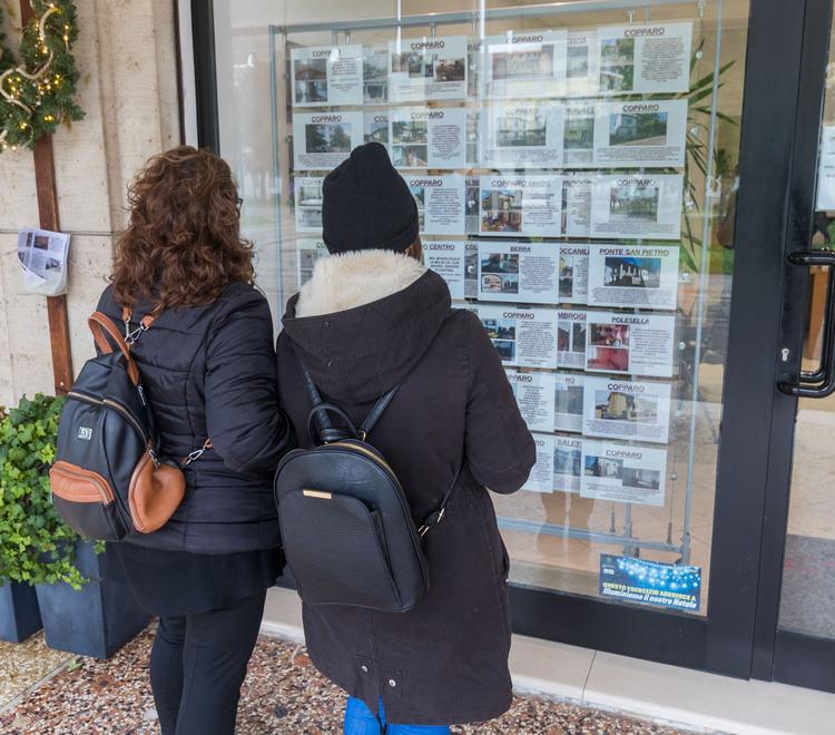Modena, Diminuiscono i mutui e le vendite delle case. Oltre 850 liquidazioni<br>
