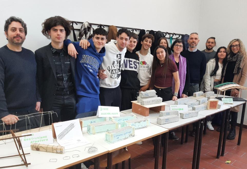 A Livorno gli studenti del Geometri Buontalenti diventano prof: «Qui progettiamo la città del futuro»<br>
