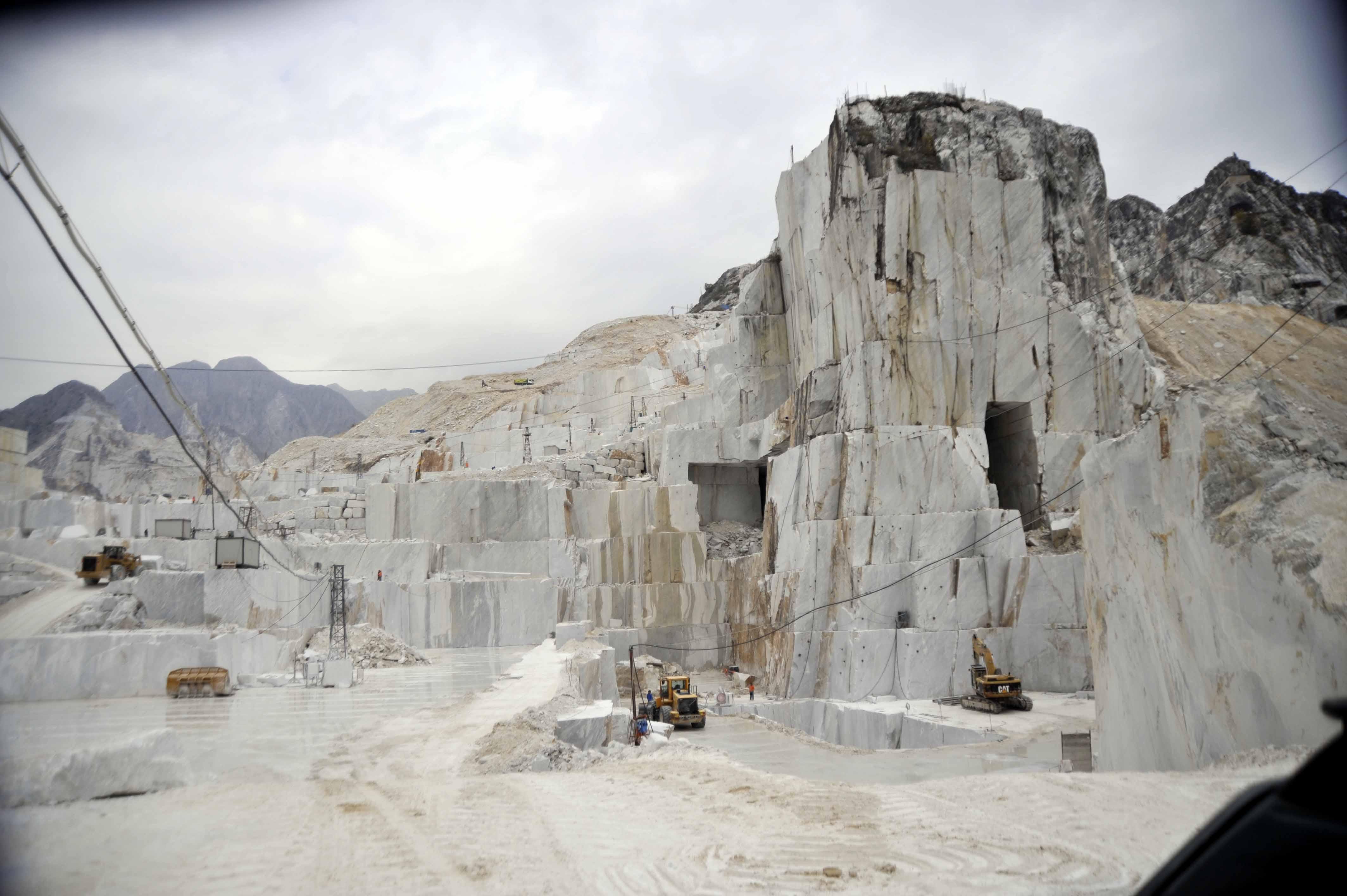 Carrara, la sentenza del Tar: quel residuo di cava è un rifiuto<br type="_moz" />
