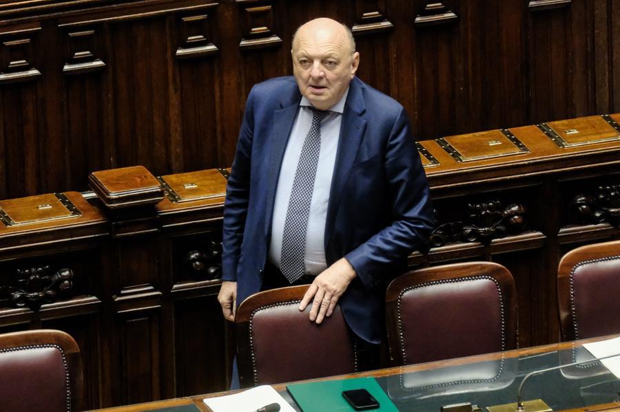 Il ministro Gilberto Pichetto Fratin: «Sull’eolico il Governo cercherà una mediazione con la Regione Sardegna»