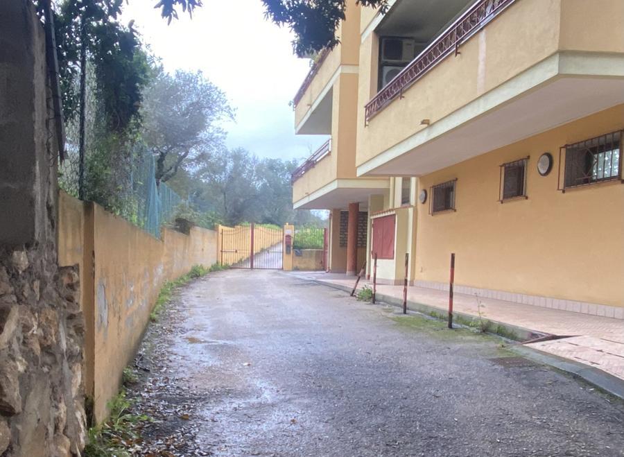 Sassari, furto in villa a Monte Bianchinu: rubati gioielli per 250mila euro