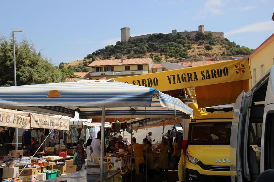 
	Il mercatino di prodotti tipici

