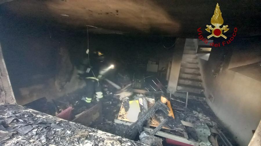Grosseto, appartamento a fuoco in via Buozzi