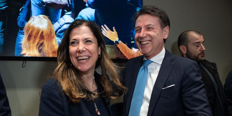 Elezioni in Sardegna, Giuseppe Conte: «Poco tempo per festeggiare, ci siamo solo concessi mirto e cannonau»