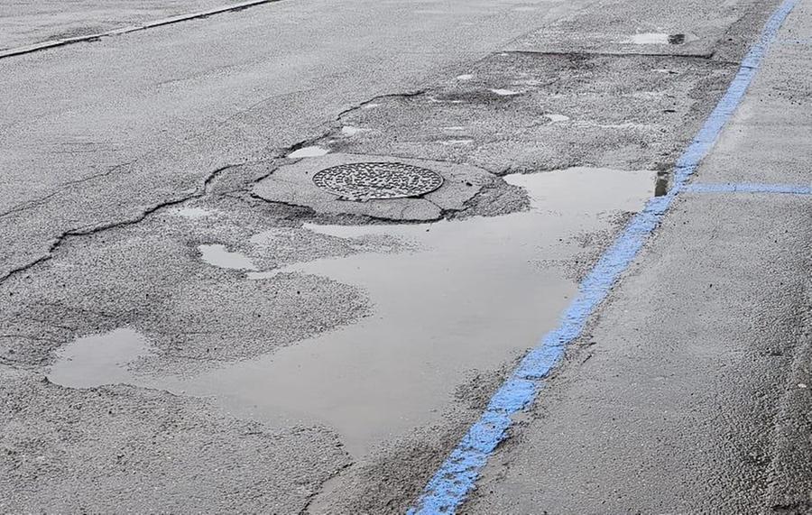 «Strade come groviera vicino allo stadio Mirabello»