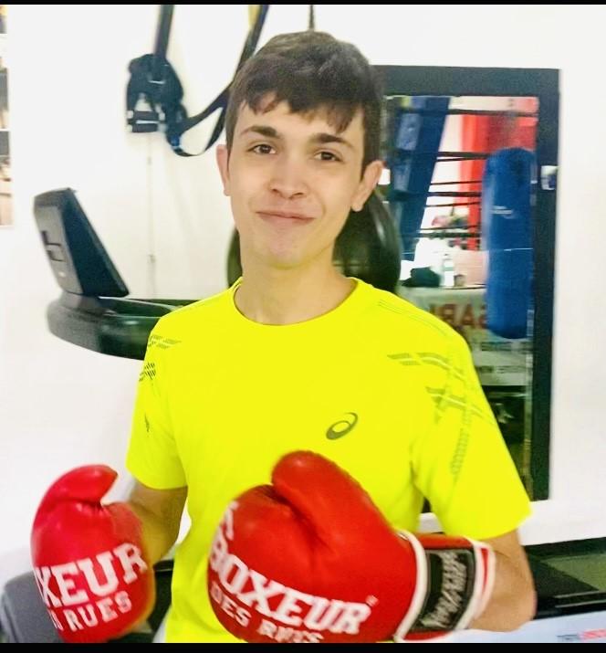 Sassari, Matteo Porru sul ring di scrittori alle corde