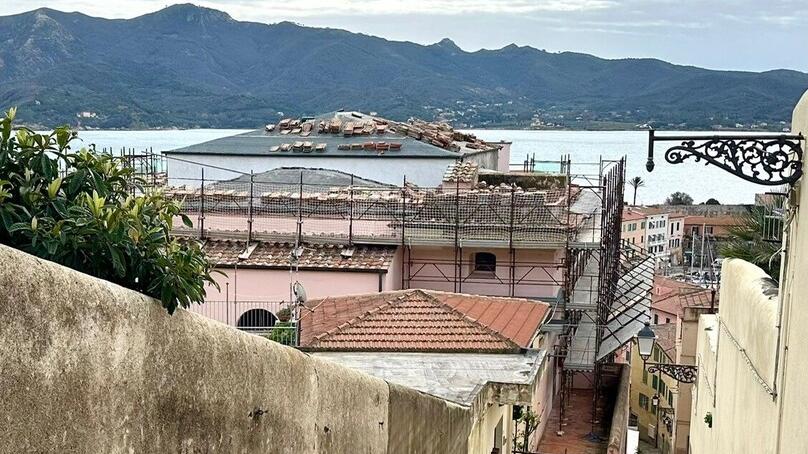 Elba, Portoferraio nella morsa dei cantieri: è corsa per la stagione turistica