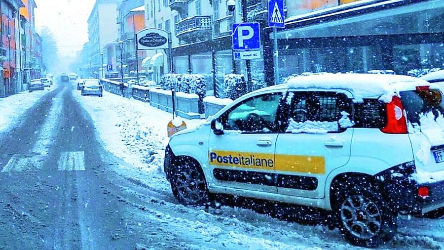 Auto 4X4 e operatori esperti della montagna: ecco gli “assi” di Poste Italiane