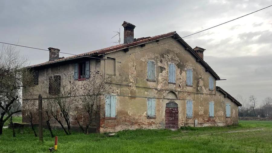 Castelnuovo, intera famiglia intossicata: paura per il padre 51enne