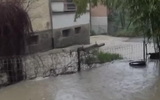 Sassuolo, esondano i canali interrati: allagamenti alla Consolata