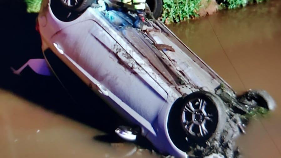 Mezzogoro, tamponamento sulla Gran Linea: auto nel canale